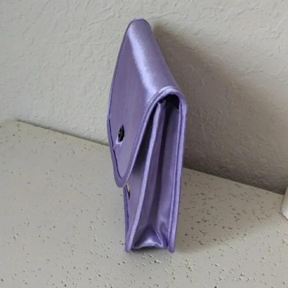 Gucci Beauty Pouch - Picture 11 of 16